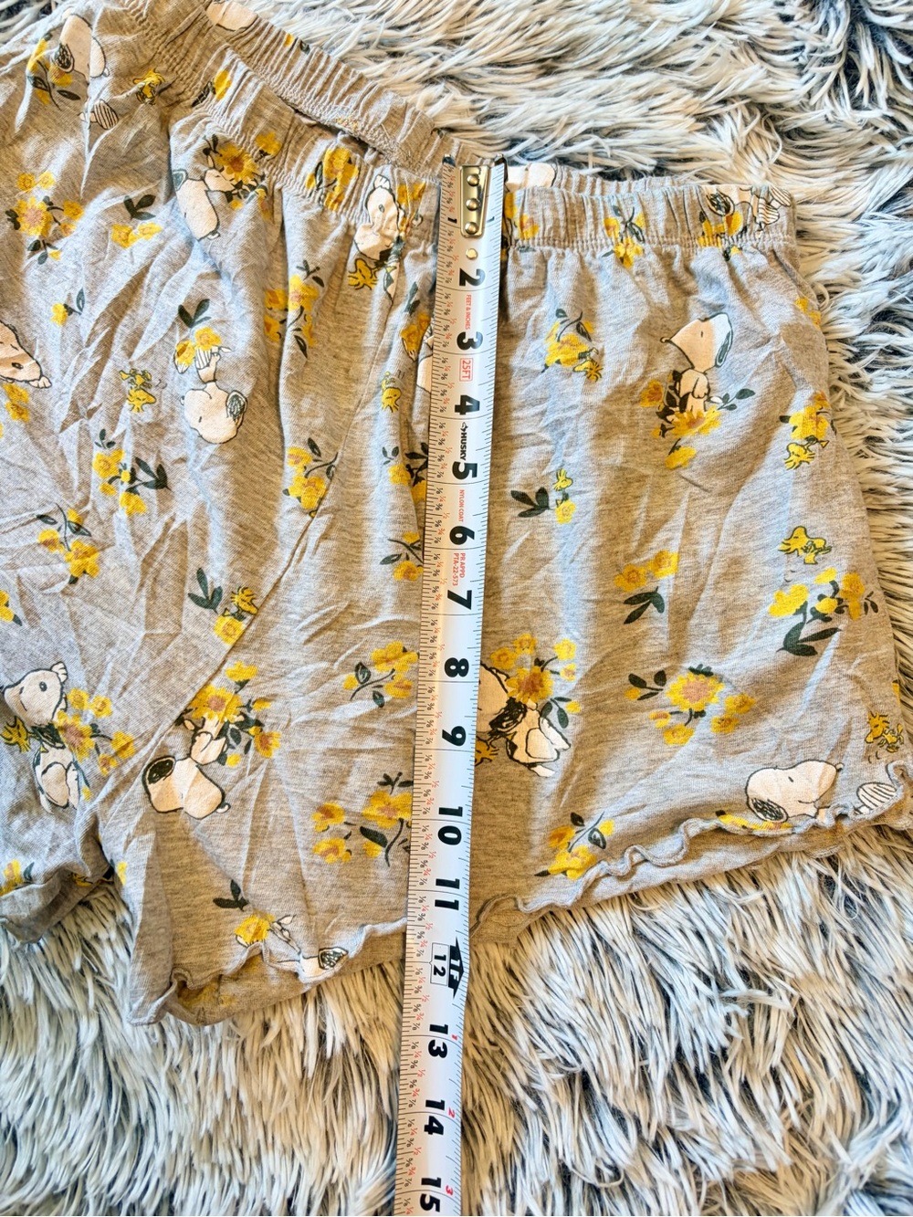 Snoopy Ruffle Lounge Shorts - Picture 6 of 10